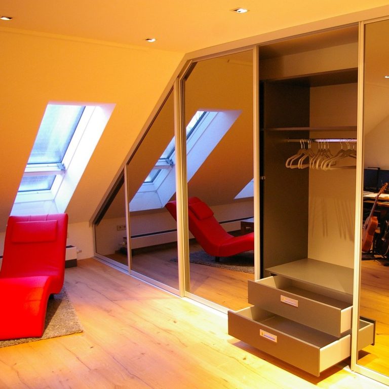 Einbauschrank unter Dachschräge nach Mass Leipzig